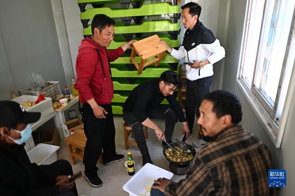 花花公子平台游戏网站